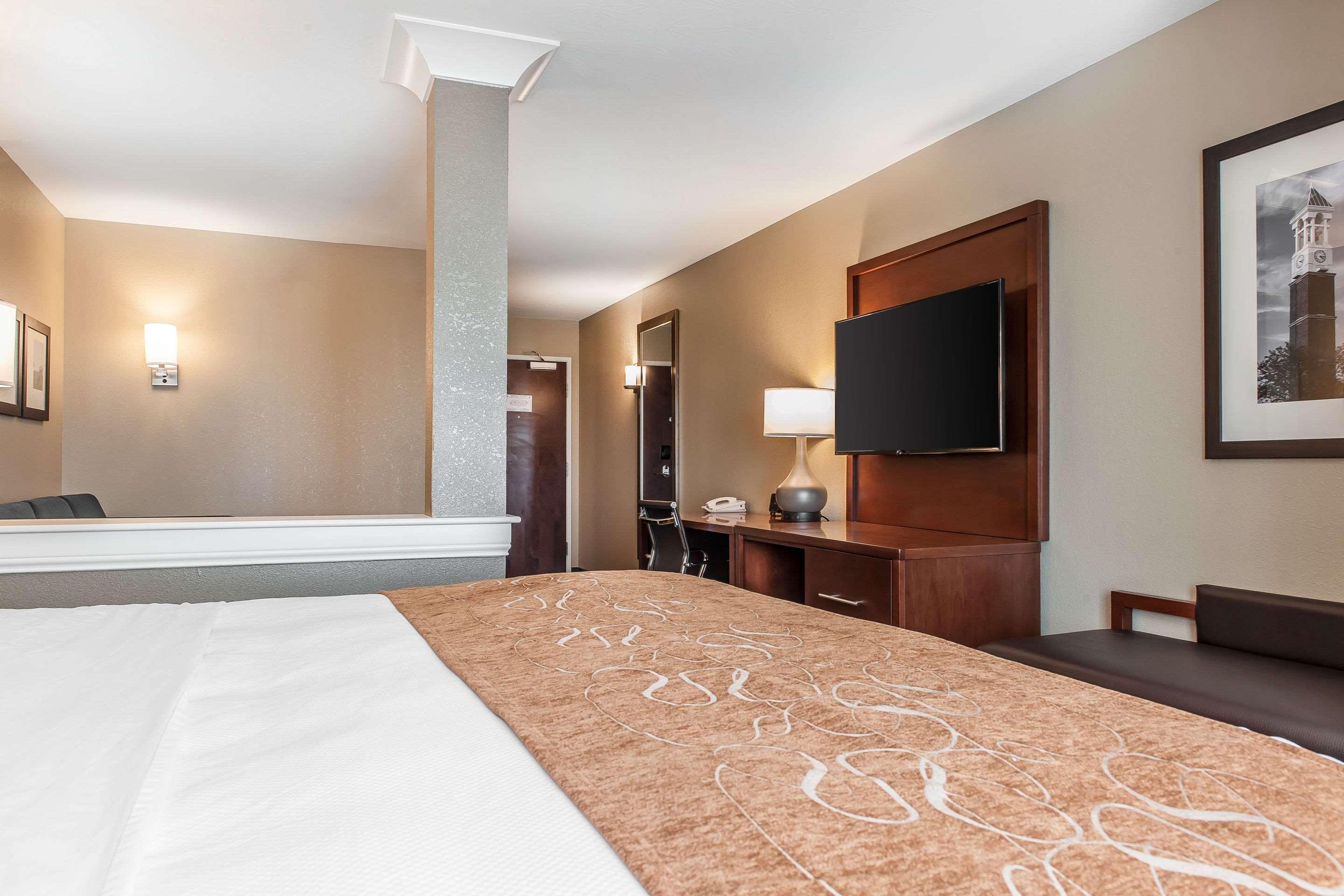 Comfort Suites Rensselaer Near Fair Oaks מראה חיצוני תמונה
