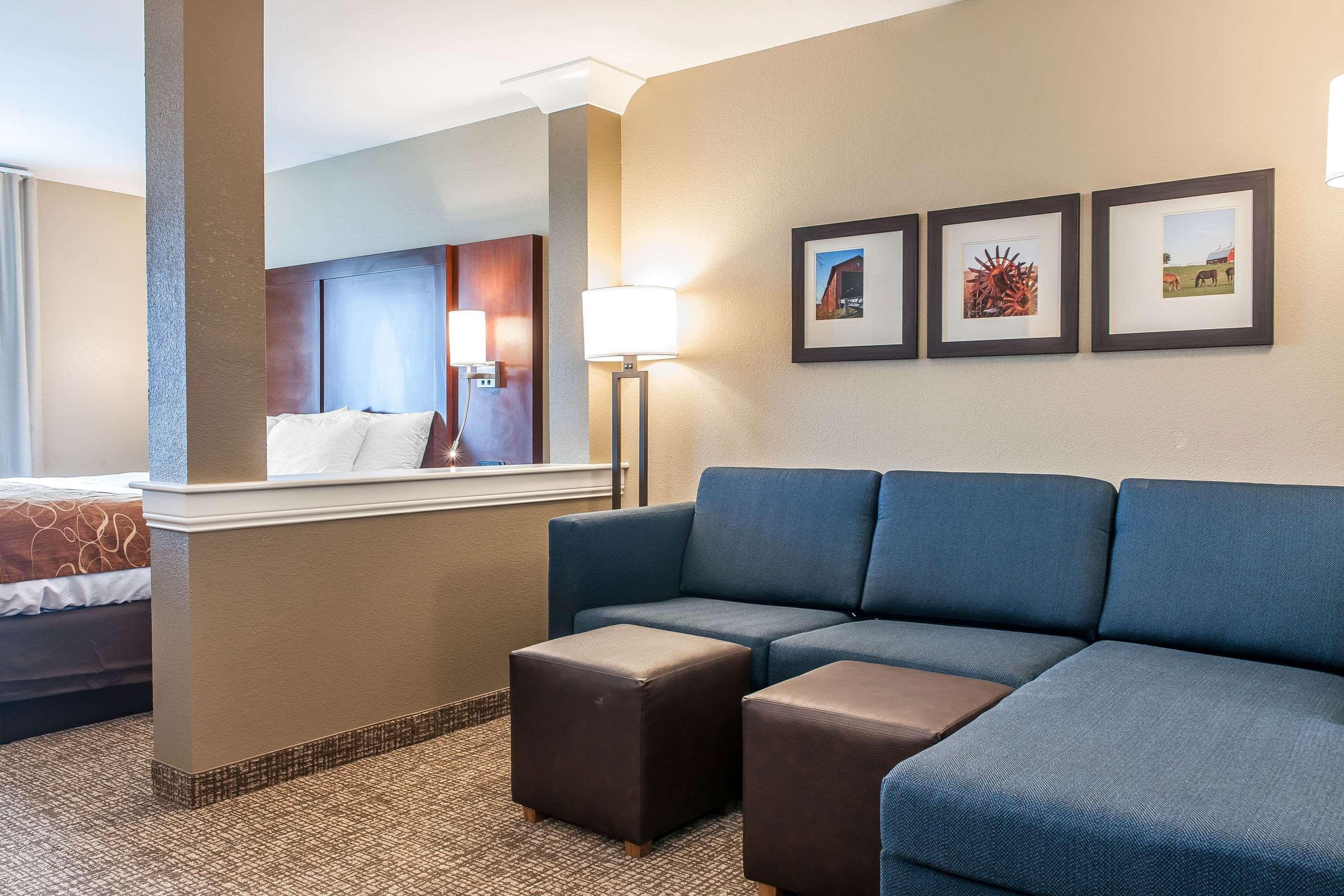 Comfort Suites Rensselaer Near Fair Oaks מראה חיצוני תמונה