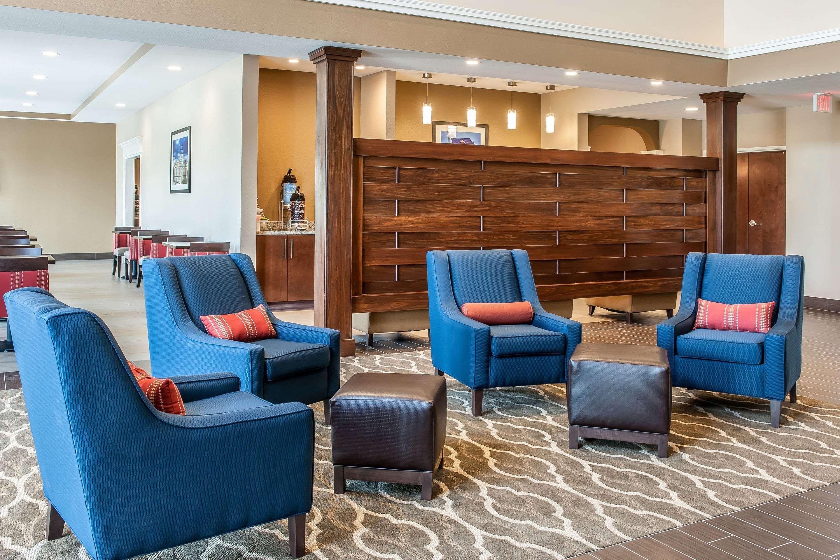 Comfort Suites Rensselaer Near Fair Oaks מראה חיצוני תמונה
